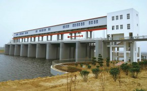 �������˺�ף������Ŧ����բ���ռӹ̹���