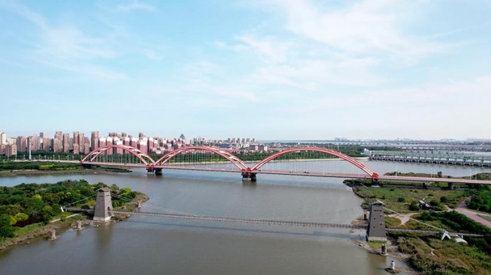 �����º�����һ�ڹ���